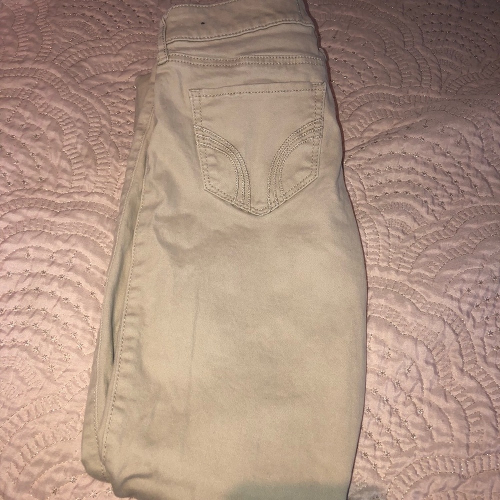 Hollister pants